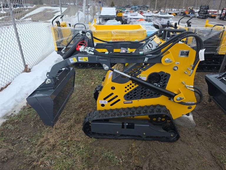 SDLanch SDLL60 Mini Skid Loader