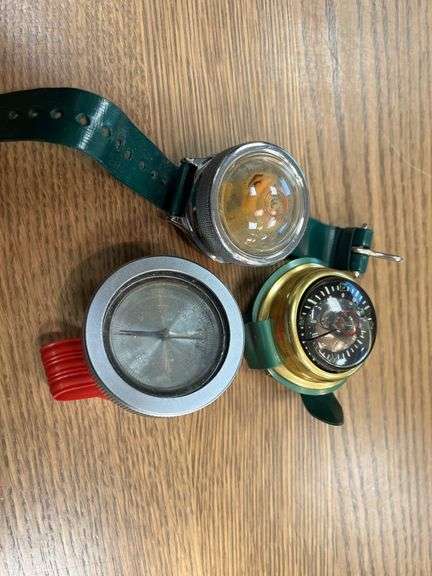 (3) Wrist Compasses