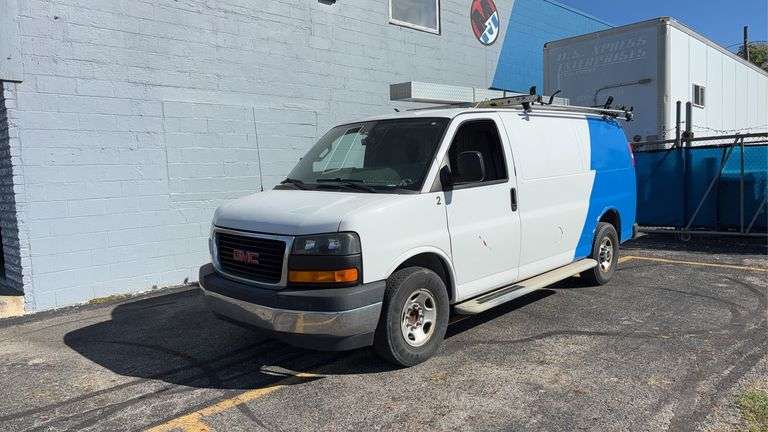 2017  GMC  Savana  Cargo Van