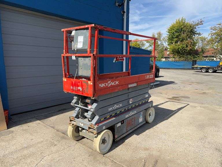 Skyjack  3226 SJ  Scissor Lift