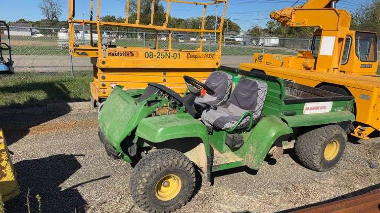 John Deere Utility Gator