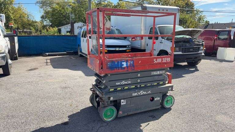 Skyjack  3219 SJIII  Scissor Lift