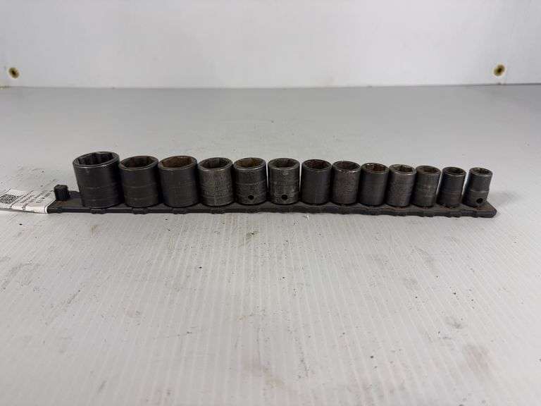 Snap-On Thirteen Piece 3/8” Impact Metric Sockets