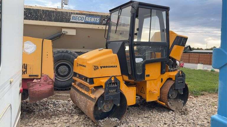 JCB  VMT400 Vibromax   Double Drum Roller