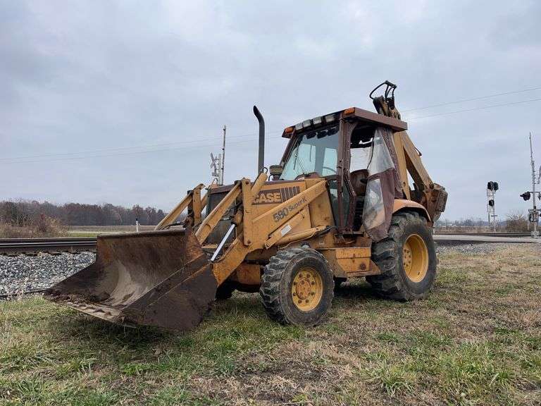 Case  580 Super K  Loader Backhoe