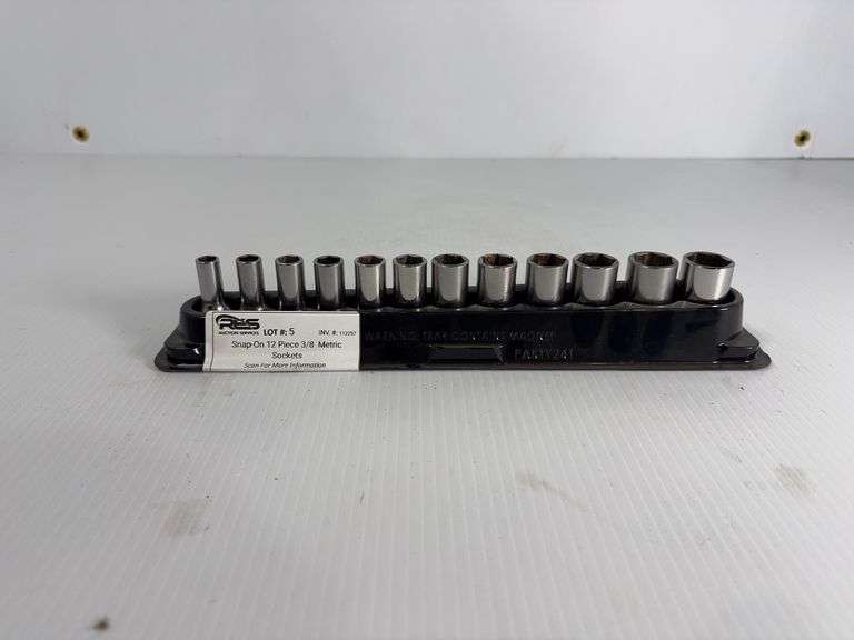 Snap-On Twelve Piece 3/8” Metric Sockets