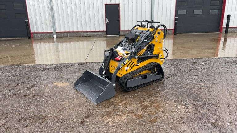 2025  SDLL60  Stand-On Skid Loader