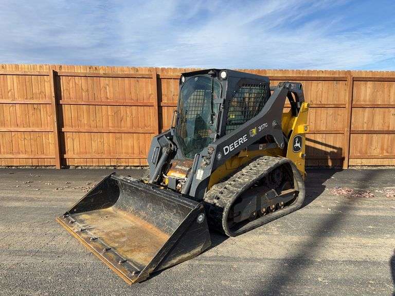 2022  John Deere  317G  Skid Loader