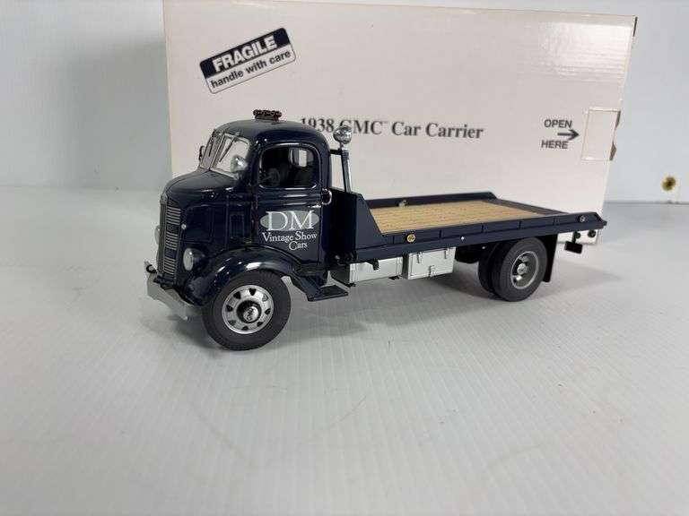 1938 GMC Car Carrier - The Danbury Mint