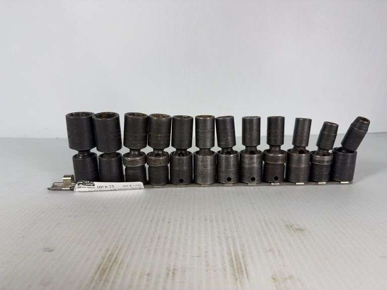 Snap-On 12 Piece 3/8" Metric Swivel Sockets