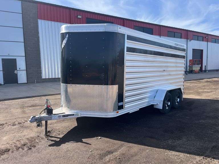 2019  Featherlite  18'  Livestock Trailer