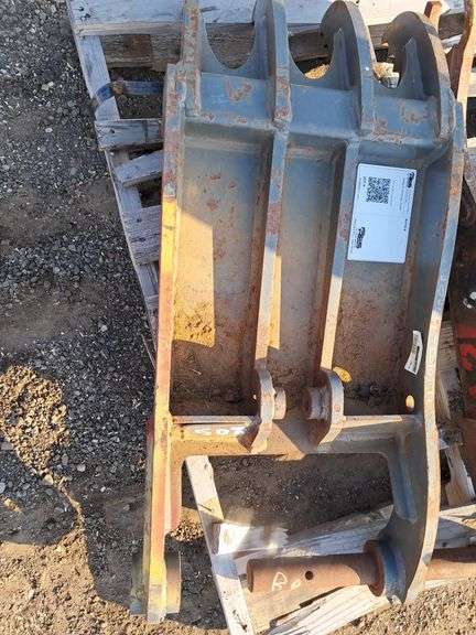 Hydraulic Excavator Thumb