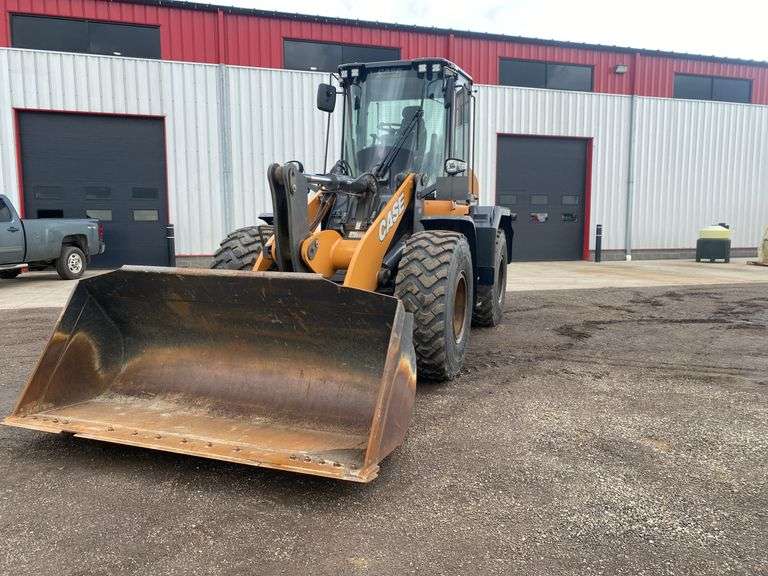 Case  621G  Wheel Loader