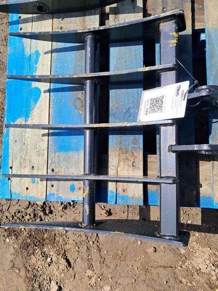 Excavator Rake - RES Auction Services