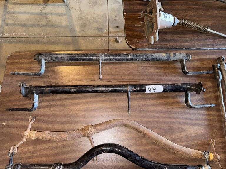 (2) Front/Rear Axle & Lift Assemblies - RES Auction Services