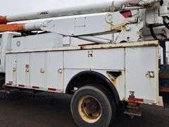 2003  International  7300  Bucket Truck