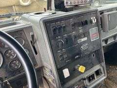 1999  Mack  CH6  Dump Truck