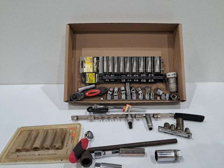 Assorted Sockets & Ratchets