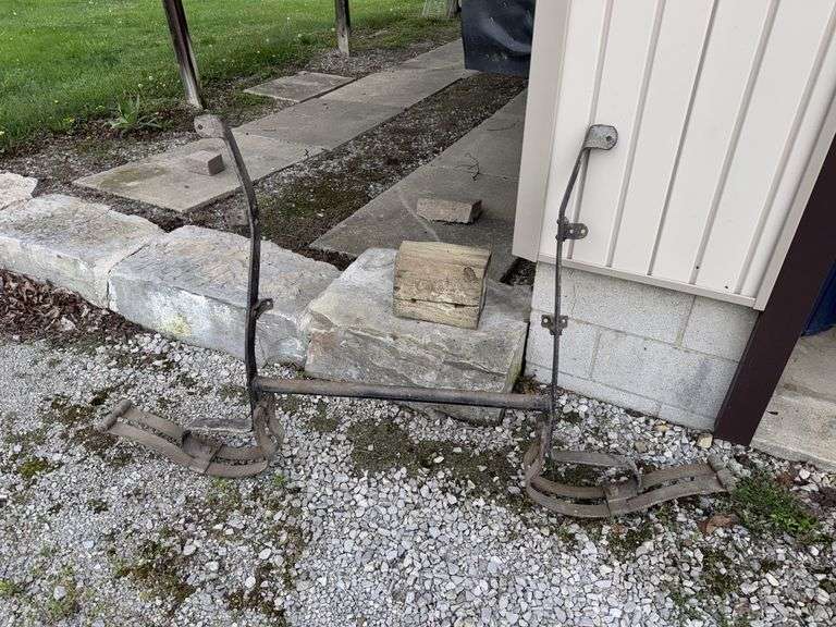 Model A Bumper Frame & Rear Bumpers - RES Auction Services