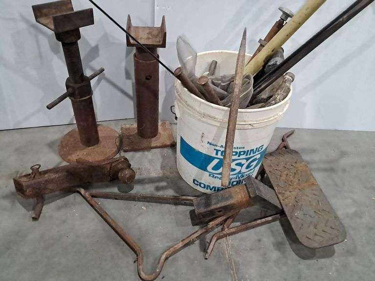 Assorted Tools, Jacks, & Hitch Adapter
