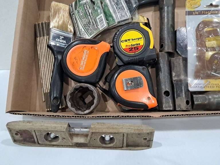 Tape Measures, Sockets & Flag Pole Brackets