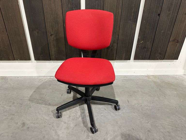 (3) Rolling Office Chairs