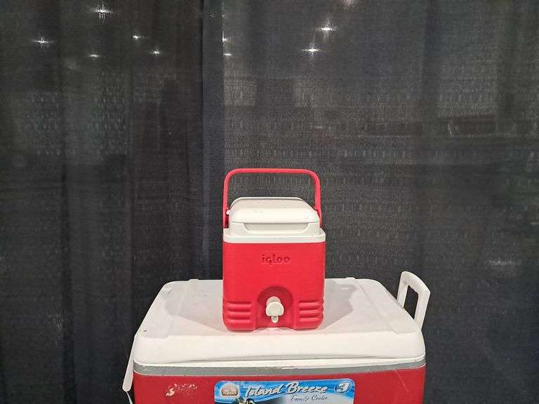 (3) 48 qt. Igloo Coolers & Mini Water Jug
