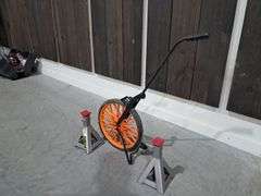 (2) Jack Stands & Measuring Wheel