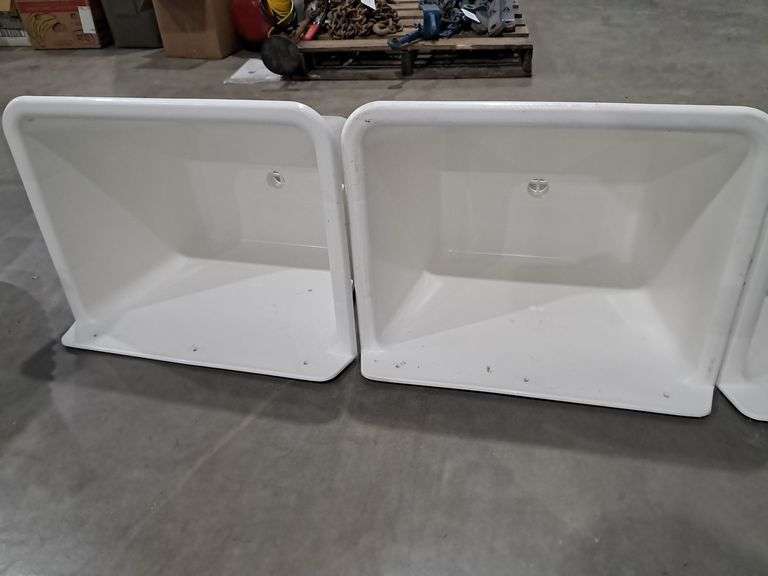 (3) Plastic Tubs