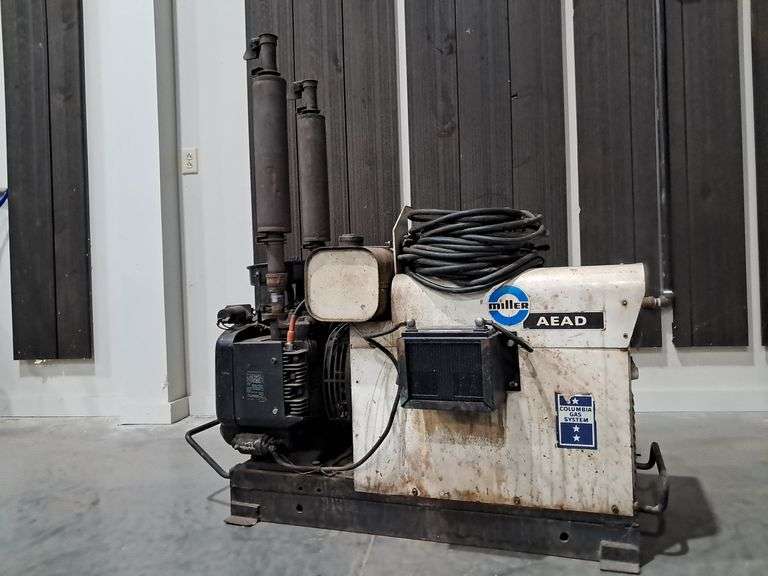 Miller AEAD-200LE Constant Current AC/DC ARC Welder