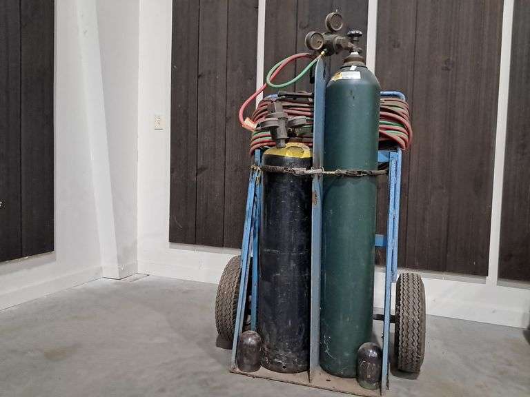 Cutting Torch w/ Tanks, Hose & Dolly