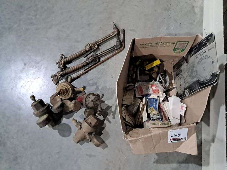 Torch Handles & Various Regulators