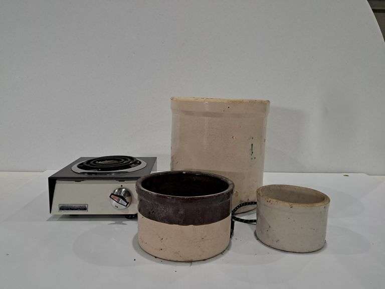 Electric Top Burner & Assorted Pots