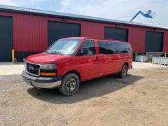 2010  GMC  Savana  Van