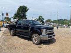 2018  Ford  F-250  Crew Cab Pickup
