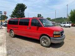 2010  GMC  Savana  Van