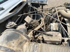 1985  International   S1700  Dump Truck