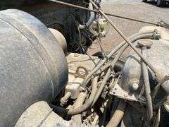 1989  International Navistar  S2300  Dump Truck