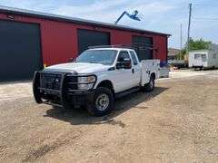 2015  Ford  F-250 XL  Ext. Cab Pickup