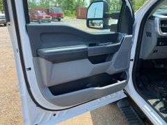 2023  Ford  F-250 STX  Crew Cab Pickup