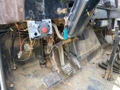1985  International   S1700  Dump Truck