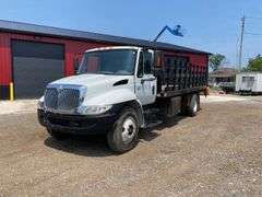 2007  International  4300  Stake Bed Truck