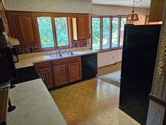 Brenda Beach Absolute Real Estate Auction