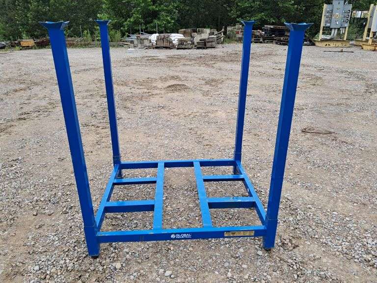 Global 4' x 42" Pipe Rack