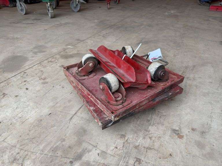 Pair of Heavy Duty Equipment Skies