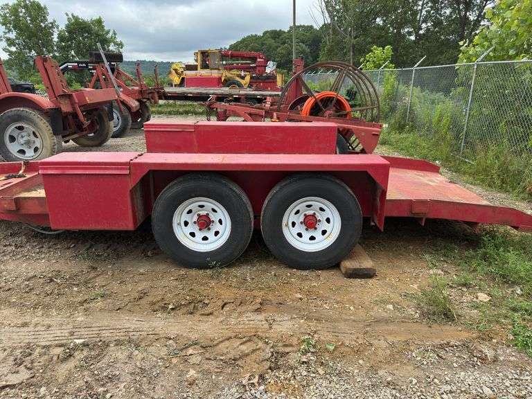 15’ Tilt Trailer