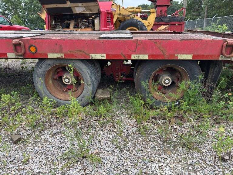 1994  Interstate   40DL  24’  Tag Trailer