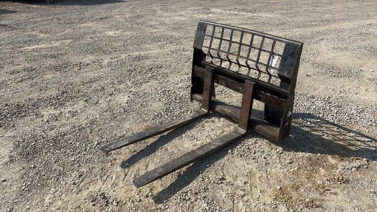 48” Caterpillar Pallet Forks