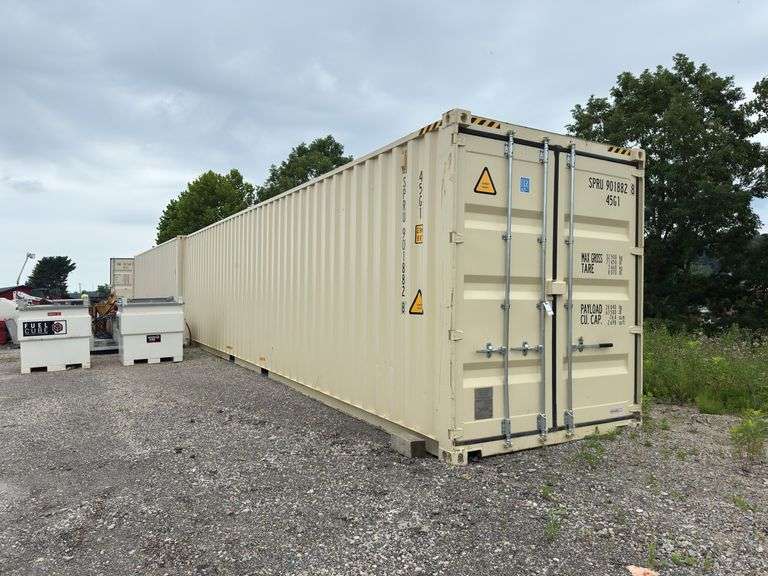 40’ Shipping Container w/ Welded In Shelves