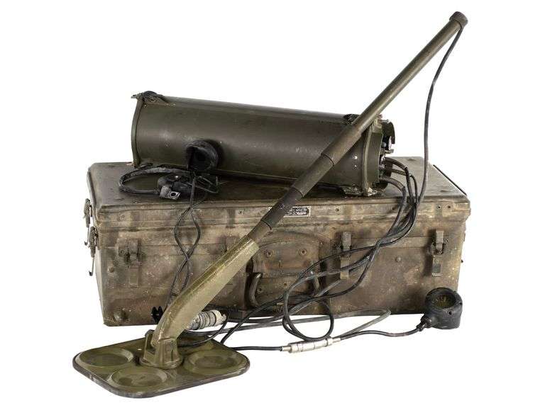 Korean War Era U.S. Army Mine Detector Set